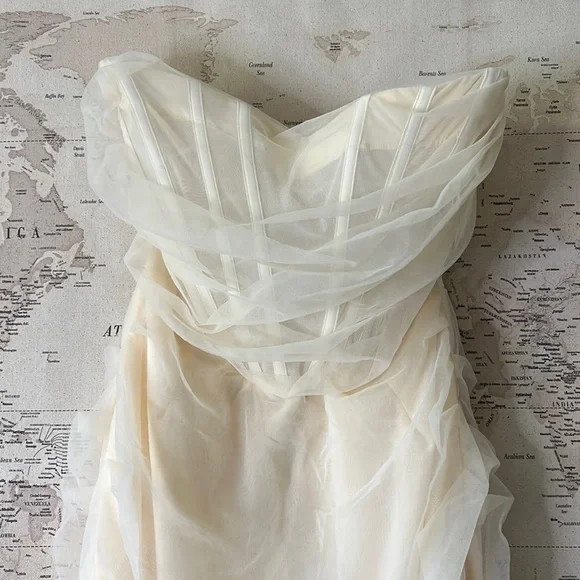 House of CB ‘Leila’ Ivory Mesh Strapless Corset Dress NWOT - Picture 11 of 15
